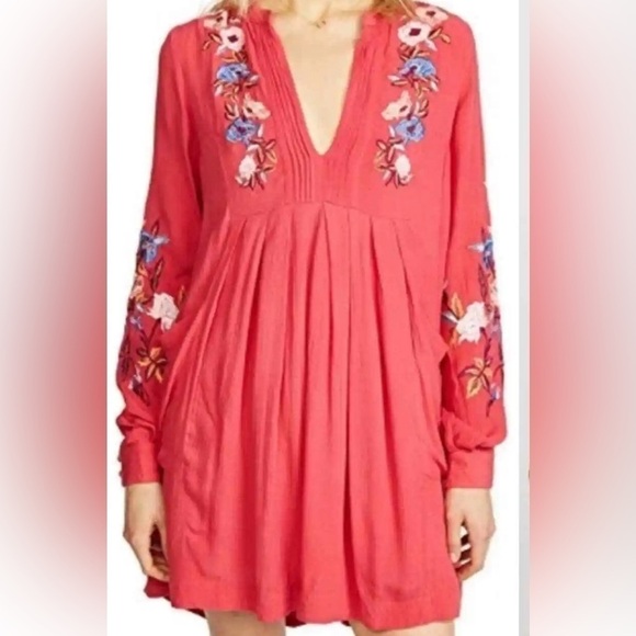 Free People Dresses & Skirts - Free People Mia Boho Coral Floral Embroidered V Neck Long Sleeve Mini Dress